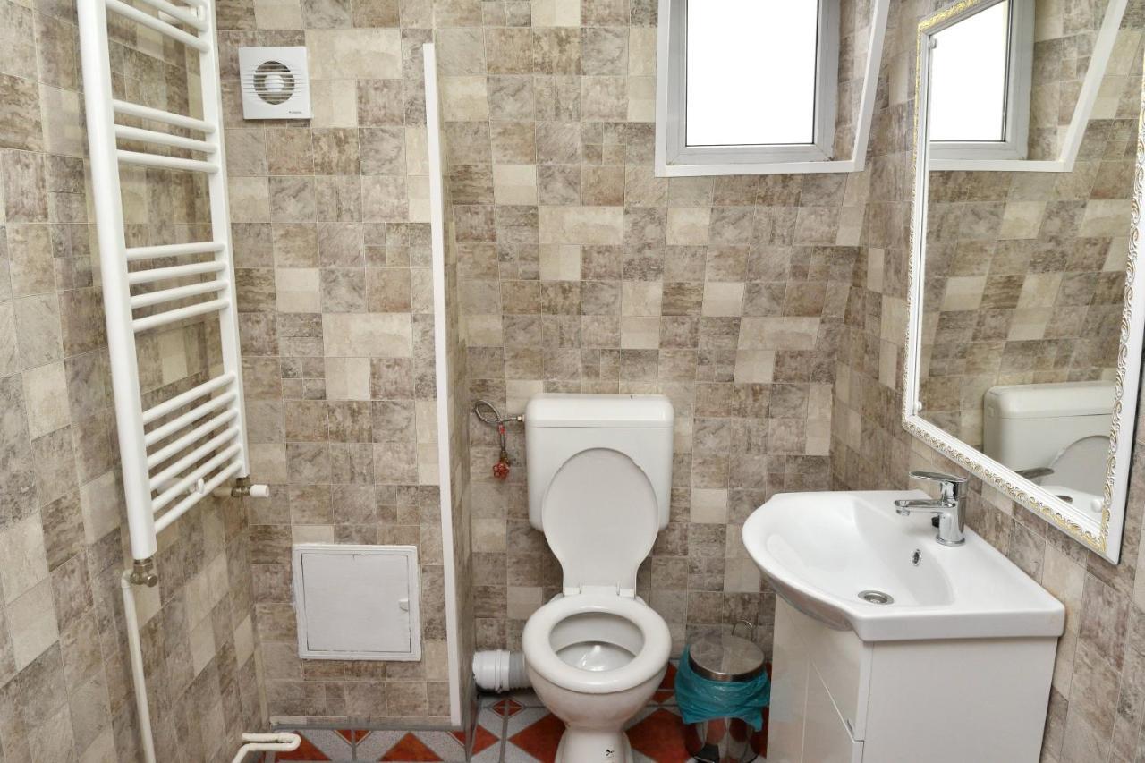 Auberge de jeunesse Casa Simescu I à Caransebeş Extérieur photo
