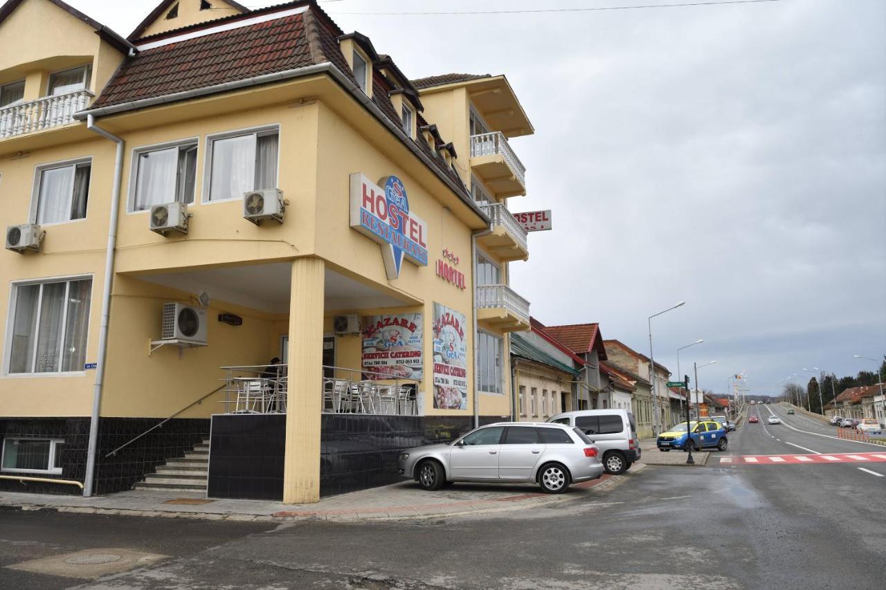 Auberge de jeunesse Casa Simescu I à Caransebeş Extérieur photo