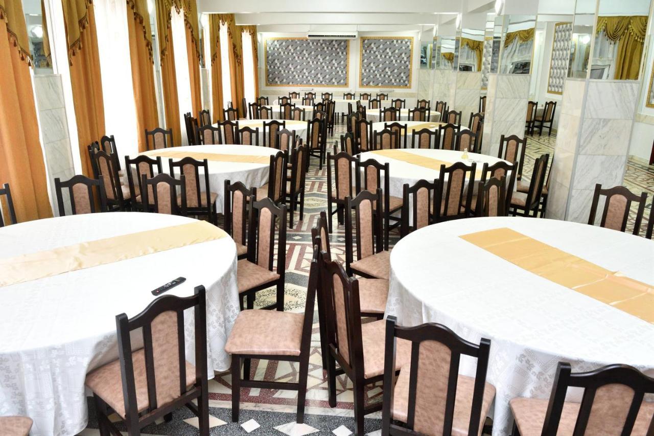 Auberge de jeunesse Casa Simescu I à Caransebeş Extérieur photo