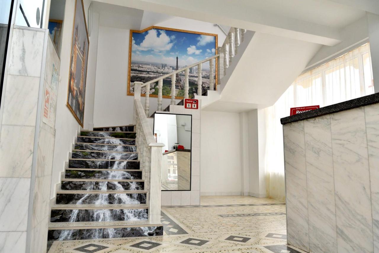 Auberge de jeunesse Casa Simescu I à Caransebeş Extérieur photo